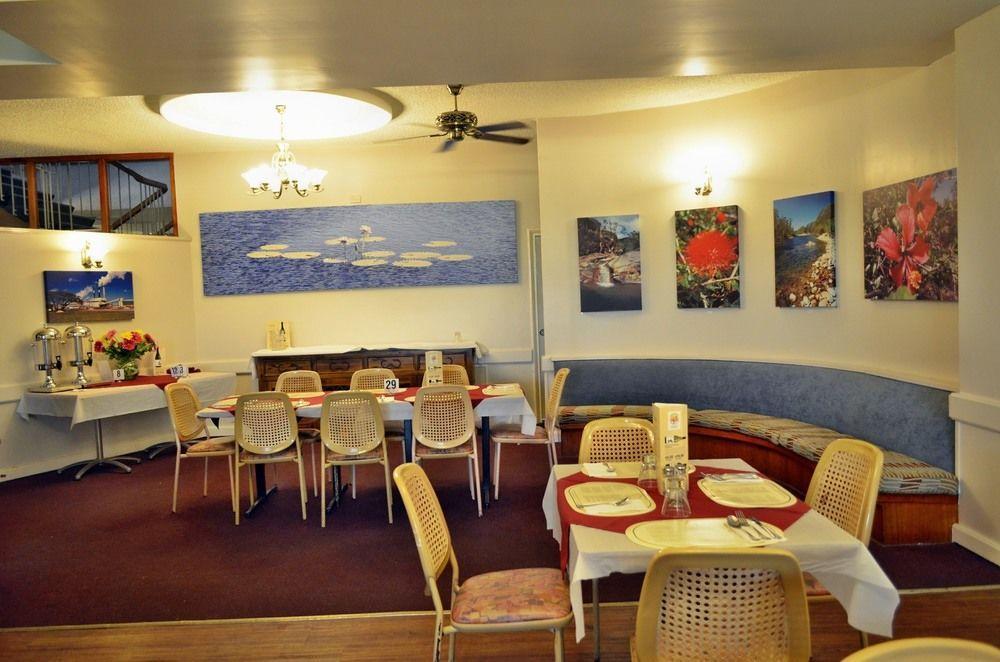 Lees Hotel Ingham Bagian luar foto